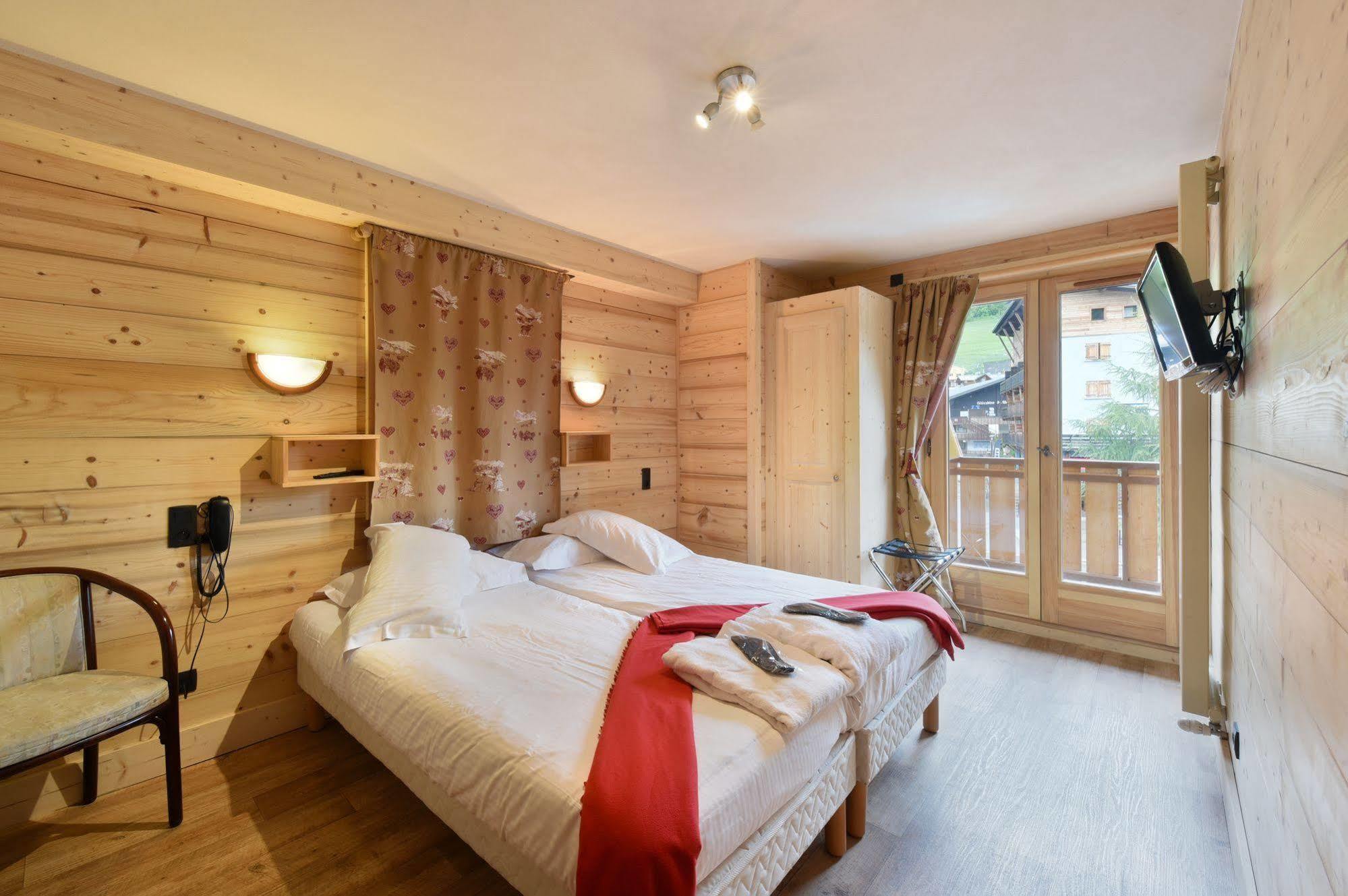 Loc'Hotel Alpen Sports Les Gets Exterior foto