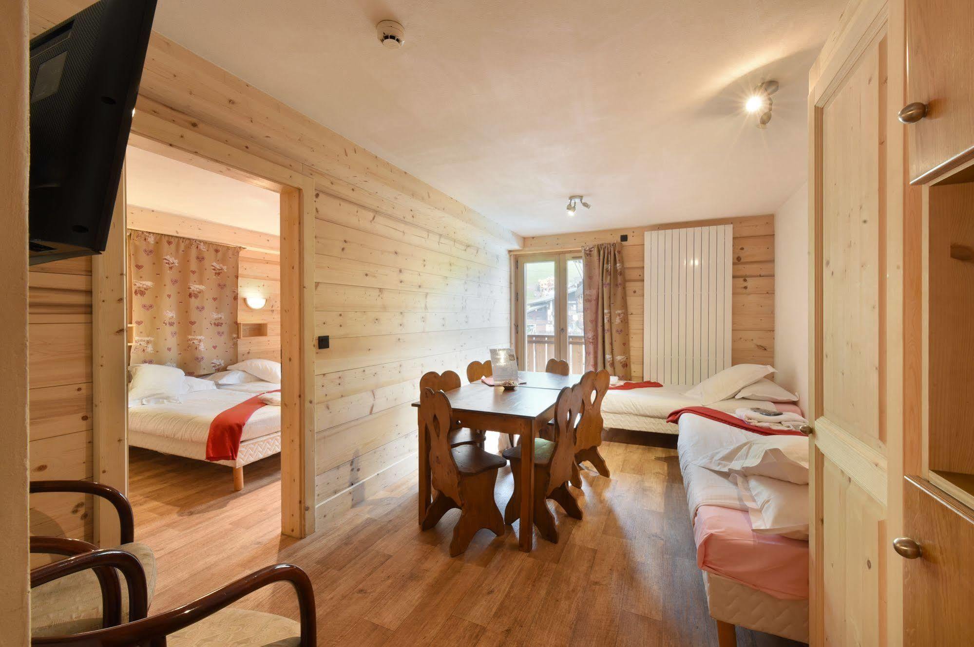 Loc'Hotel Alpen Sports Les Gets Exterior foto